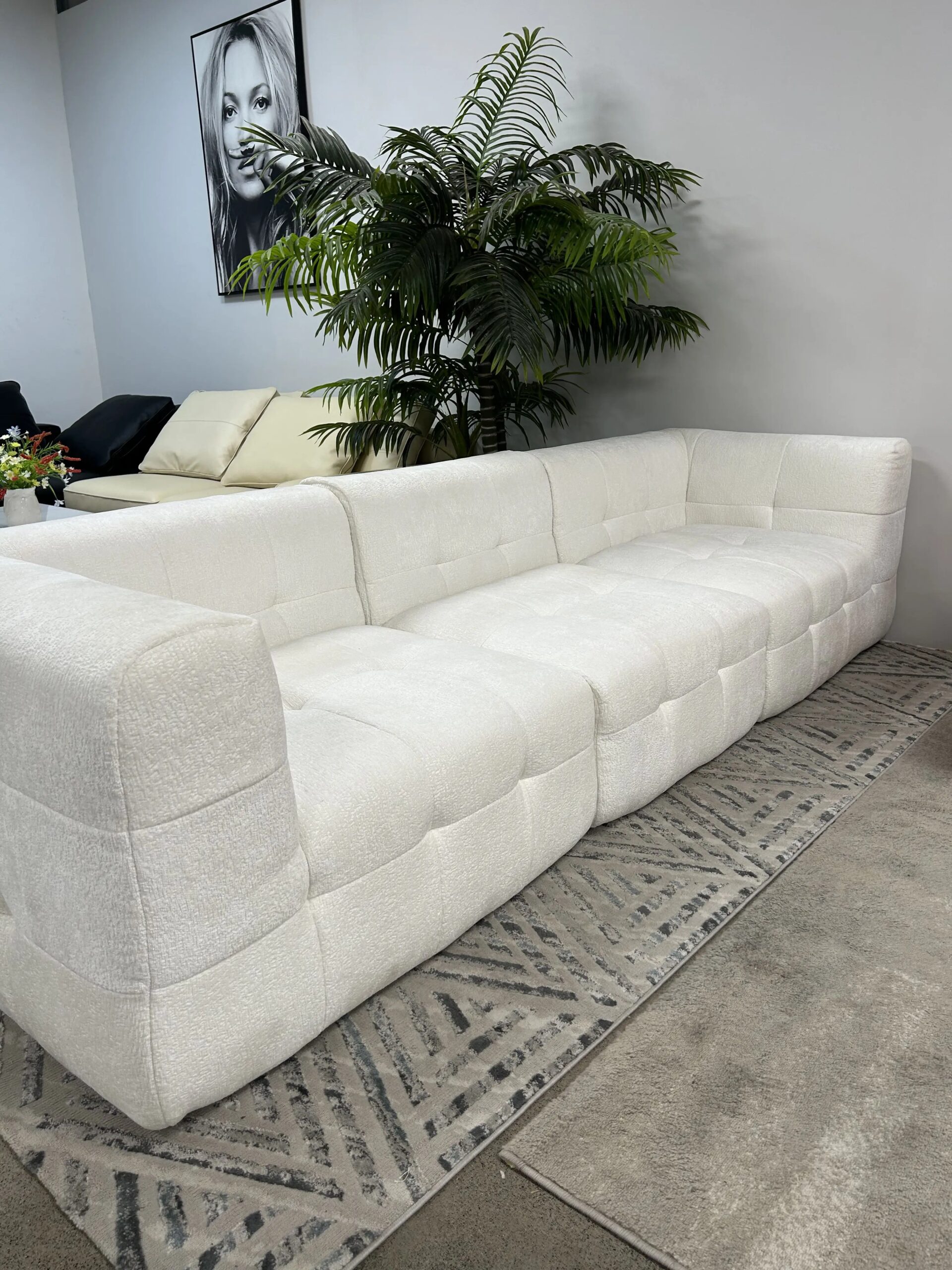 Best-Selling-Italian-Minimalist-Style-Modern-Design