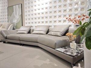 Classics-Italy-High-End-Modern-Horizon-Three