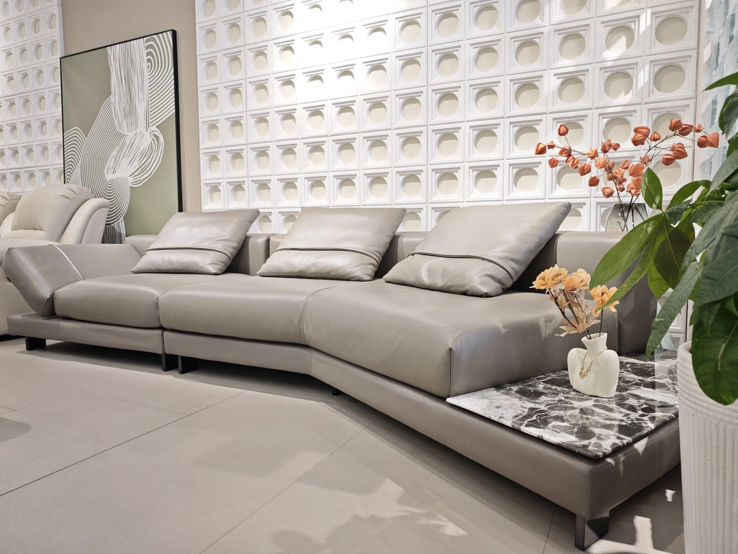 Classics-Italy-High-End-Modern-Horizon-Three