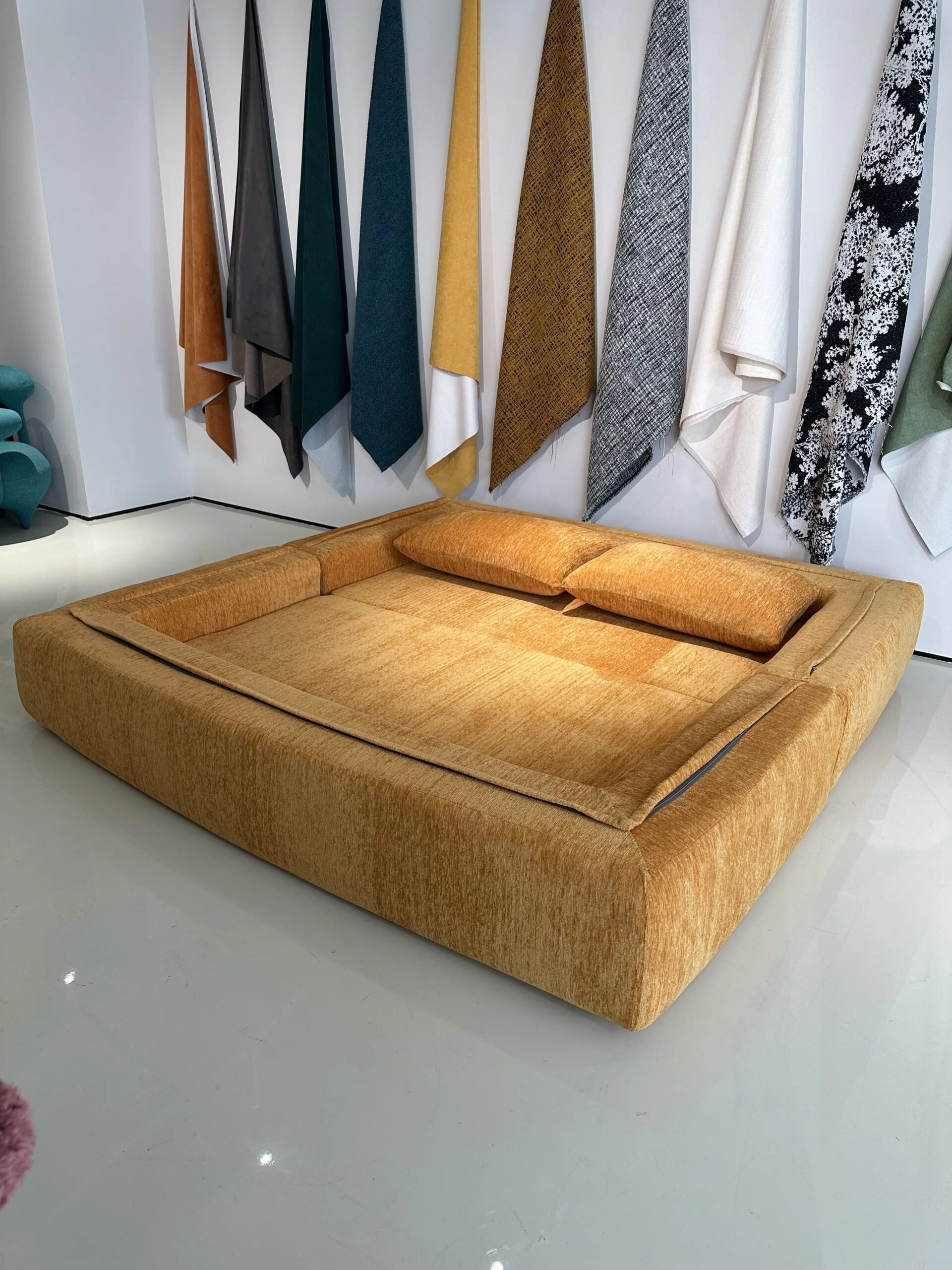 Convertible-Chenille-Minimalist-Folding-Sofa-Modular-Extendable