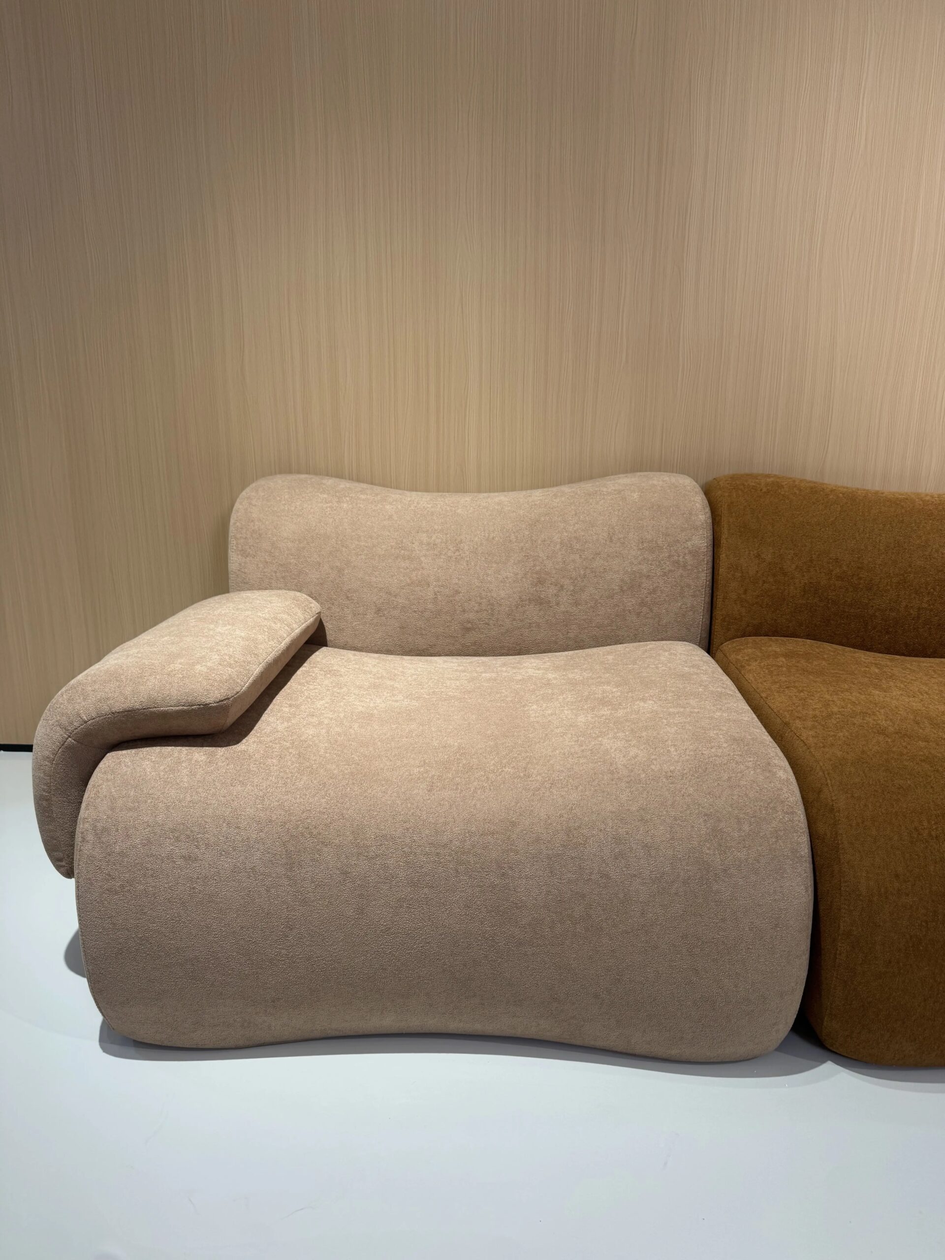 Convertible-Sectional-Sofa-Bed-Fabric-Sponge-Filled
