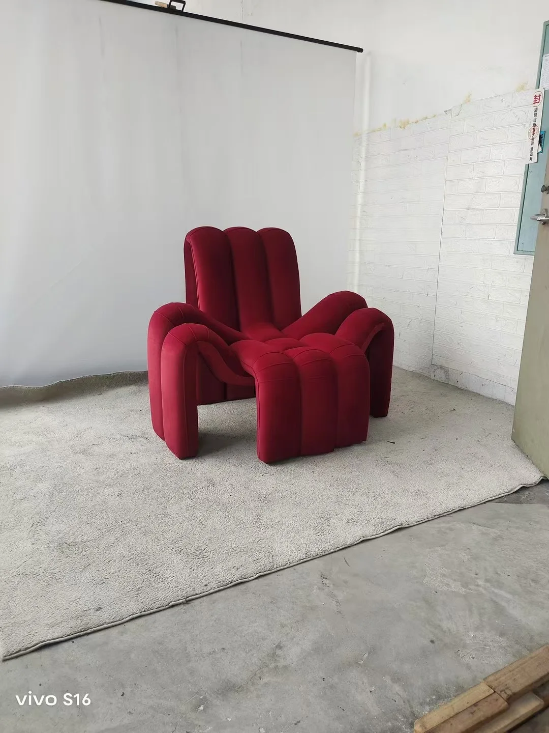 Creative-Spider-Shaped-Contemporary-Fabric-Reclining-Sofa