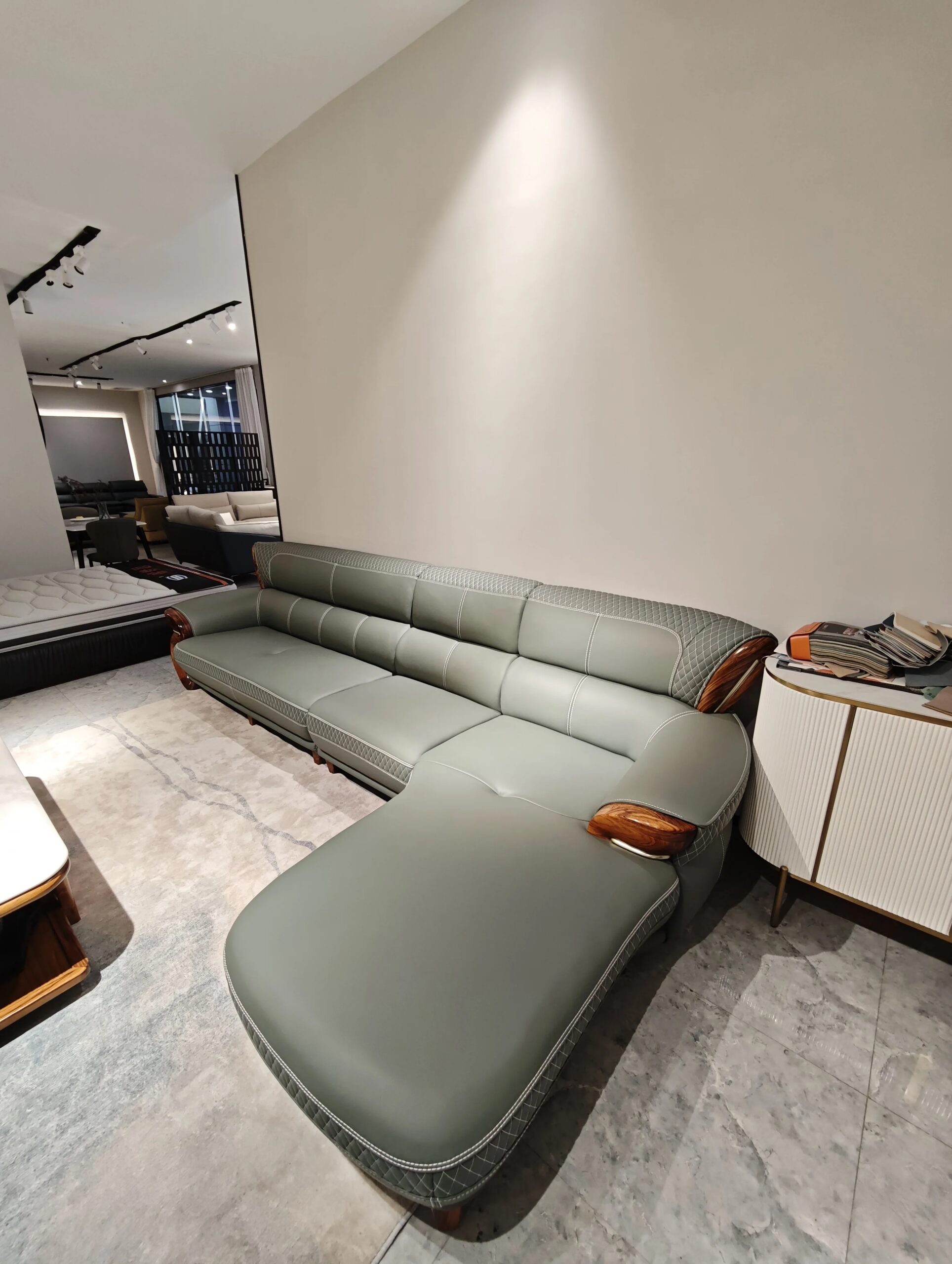 Customizable-Antique-Contemporary-Microfiber-Leather-Sectional-Sofa