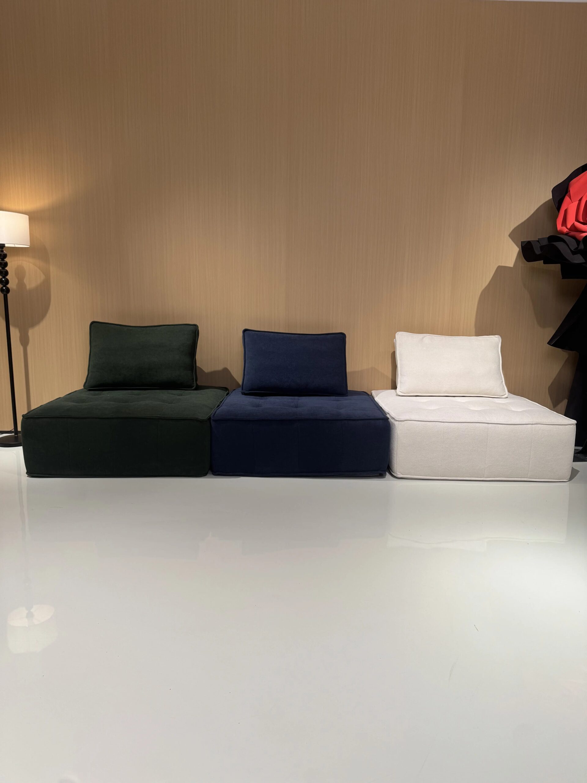 Factory-Direct-Modern-Tufted-Single-Seat-Sponge