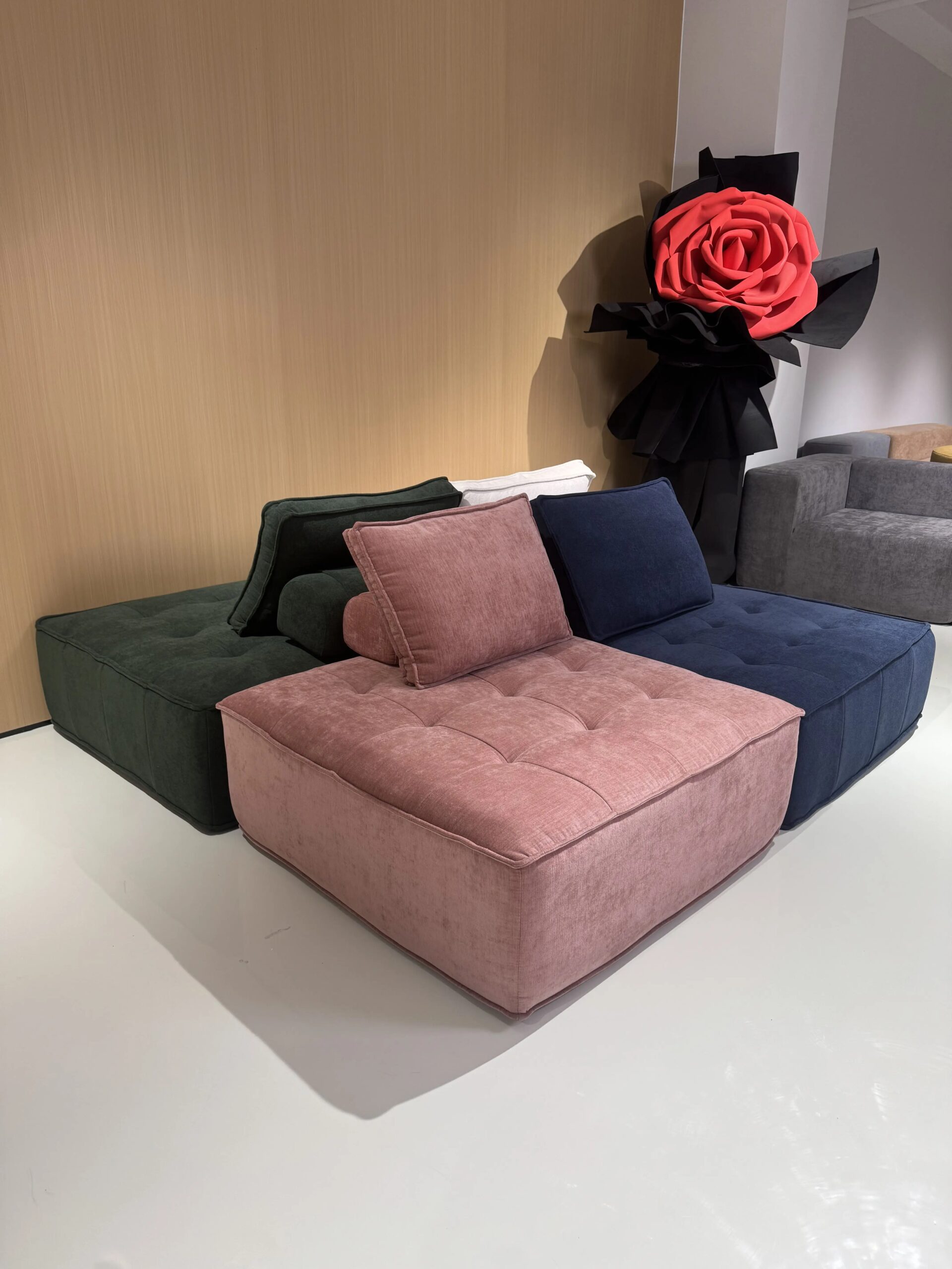Factory-Direct-Modern-Tufted-Single-Seat-Sponge