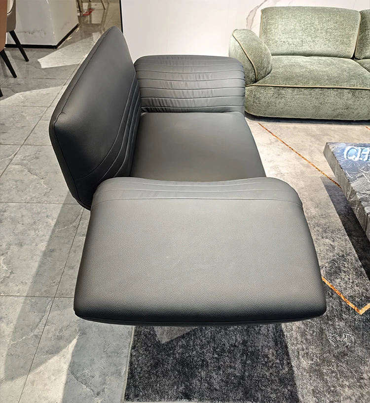 High-End Minimalist Leather Single-Seater Sofa Chair with Armrest for Home Office Dining Bedroom Hotel Apartment Leisure Use