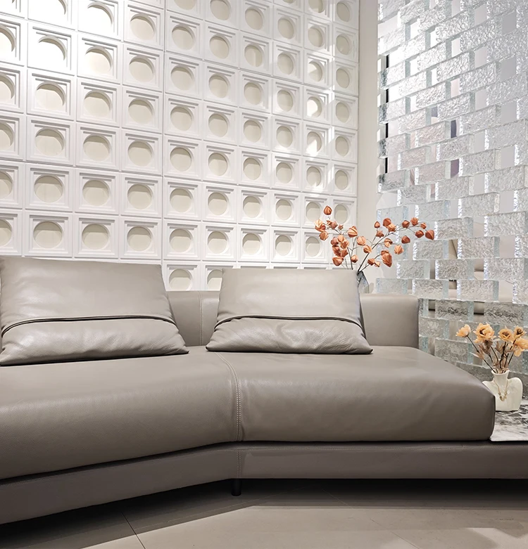 Classics Italy High End Modern Horizon Three Seat Chesterfield Sofa Genuine Leather Sponge Alien Form Elegance for Nordic Villa