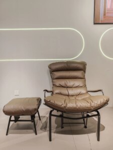 Italian-Luxury-Living-Room-Chaise-Lounge-Modern