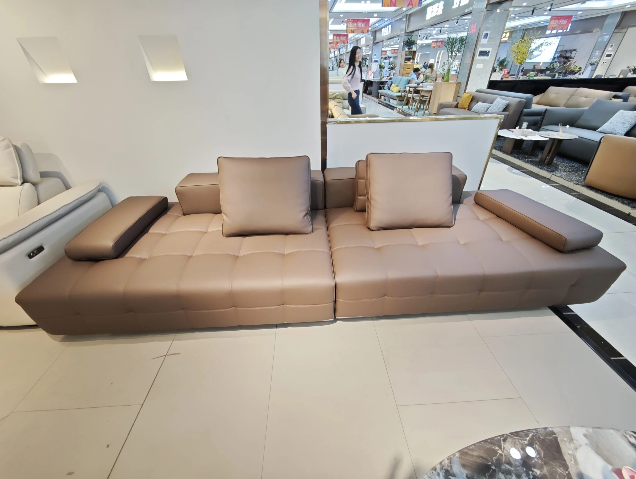 Italian-Superfine-Leather-Chesterfield-Sofa-Minimalist-Modular
