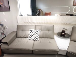 Modern-Luxury-Minimalist-Three-Seat-Corner-Chesterfield