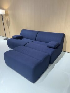 Modern-Minimalist-Modular-Foam-Sectional-Vacuum-Couch