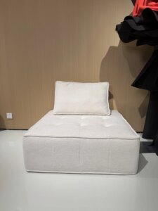 Modern-Minimalist-Modular-Sofas-Vacuum-Compressed-Lightweight