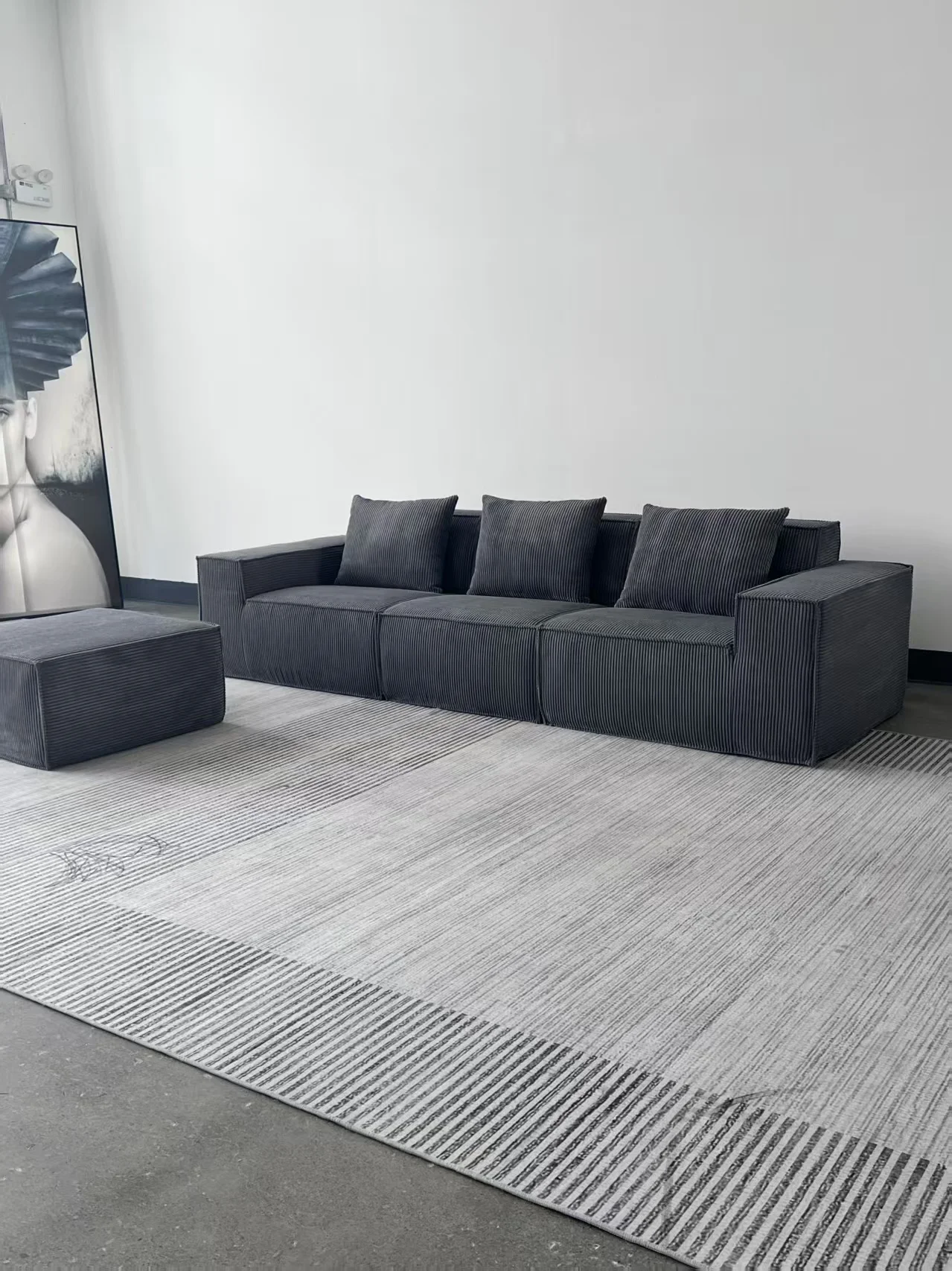 Modern-Minimalist-Square-Modular-Sectional-Sofa-Vacuum