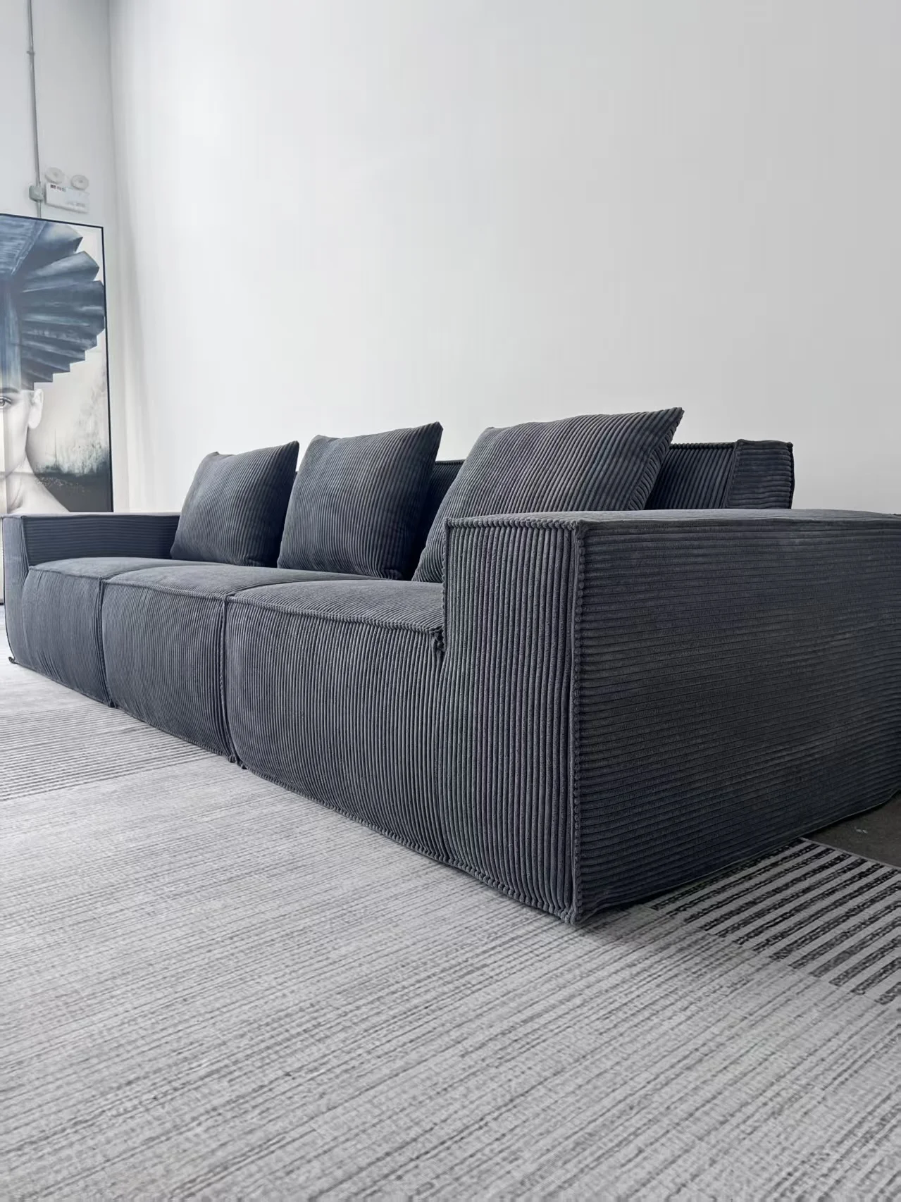 Modern-Minimalist-Square-Modular-Sectional-Sofa-Vacuum