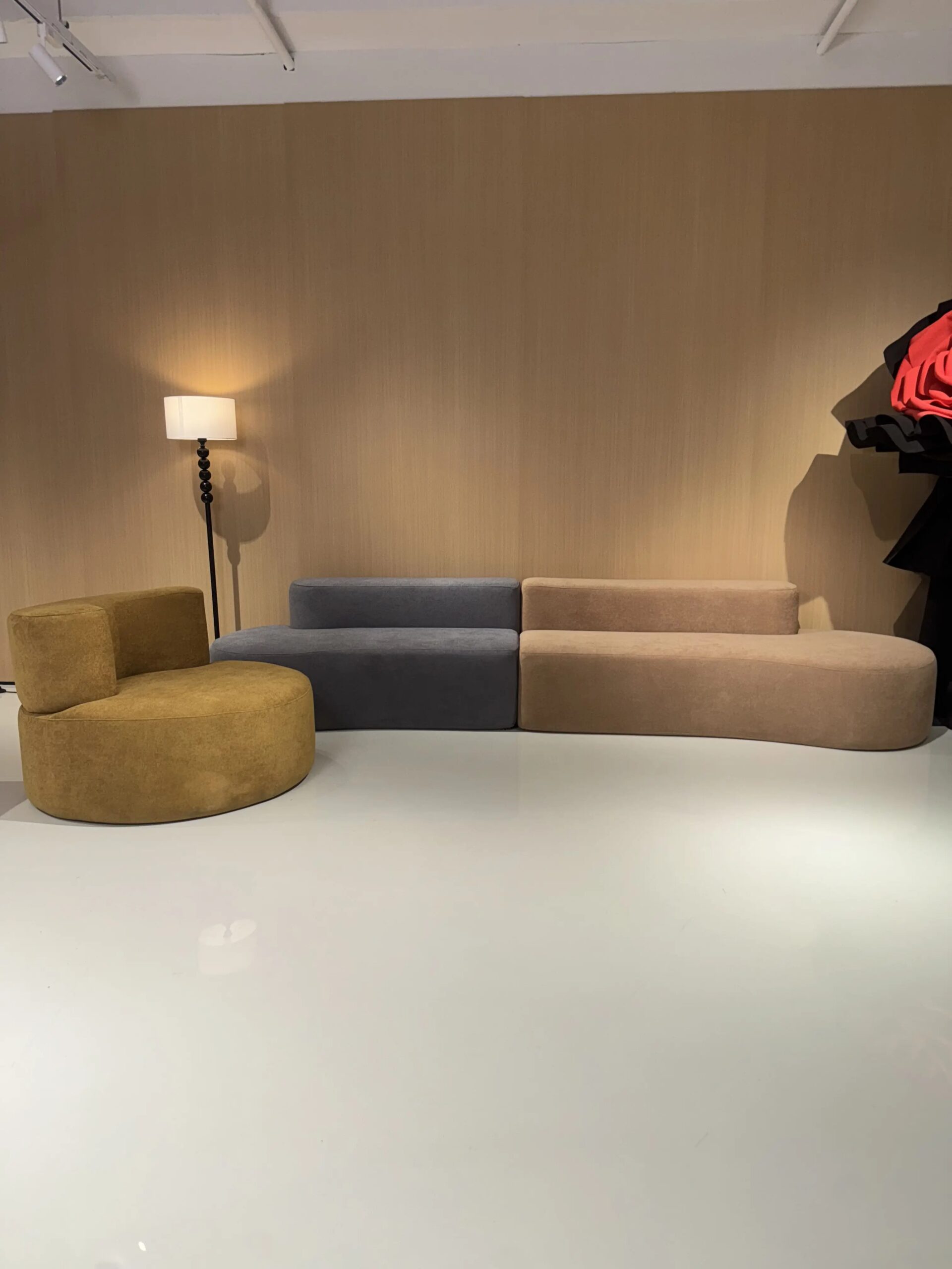 Modern-Simple-Retro-Flannelette-Fabric-Compression-Sofa