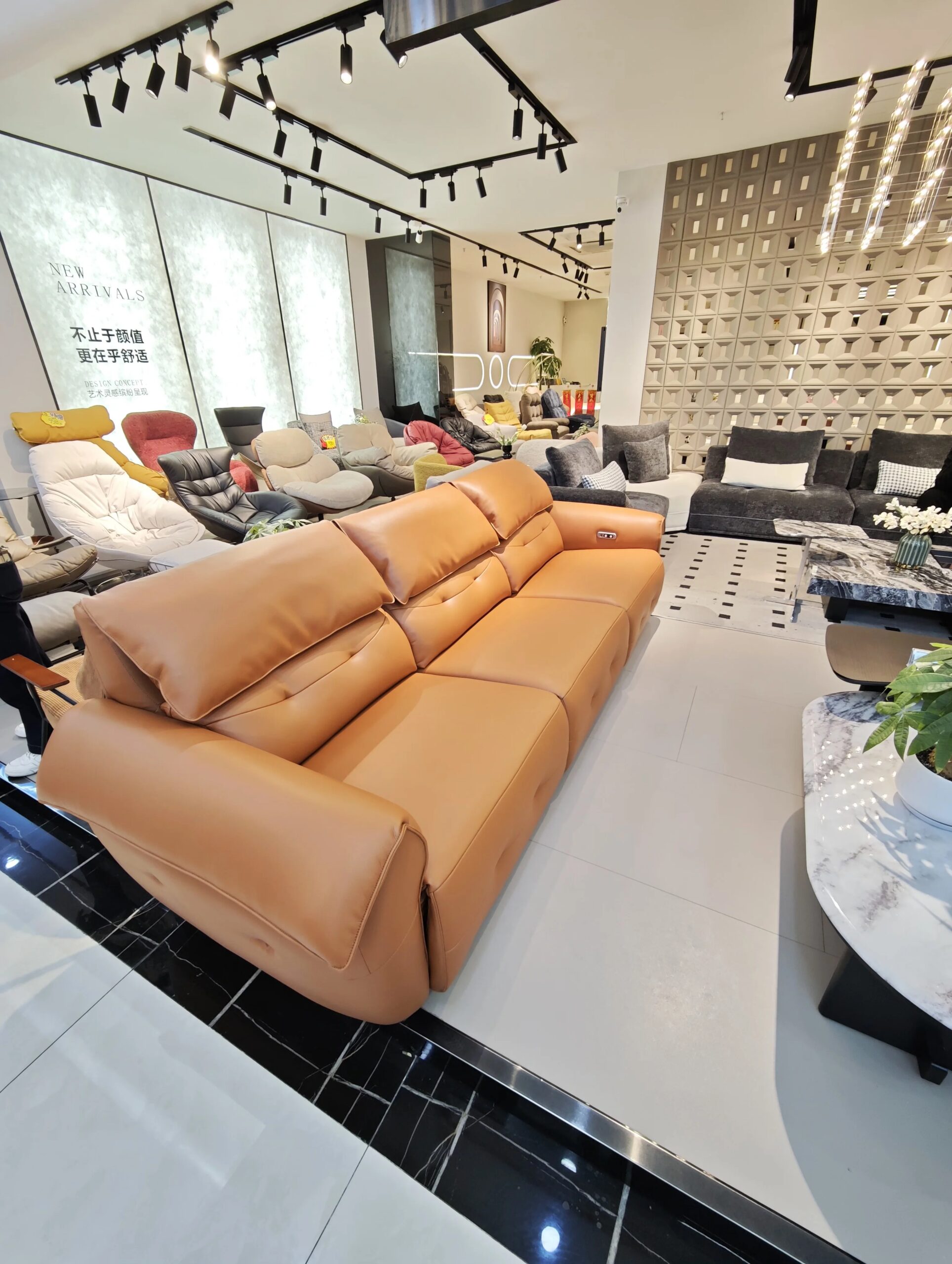 Modern-Three-seater-Chesterfield-Leather-Sofa-Set