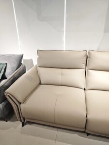 Nordic-Luxury-Chesterfield-Sofa-Minimalist-Style-Genuine