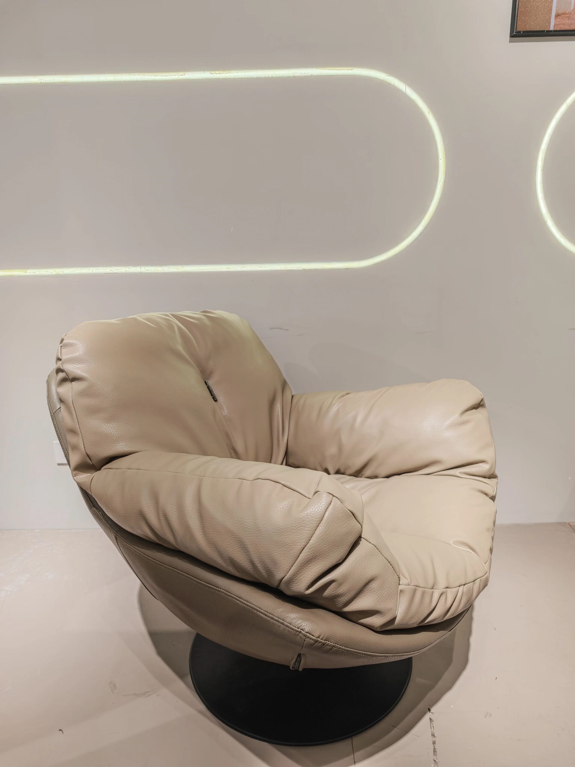 Nordic-Modern-Style-Genuine-Leather-Soft-Single