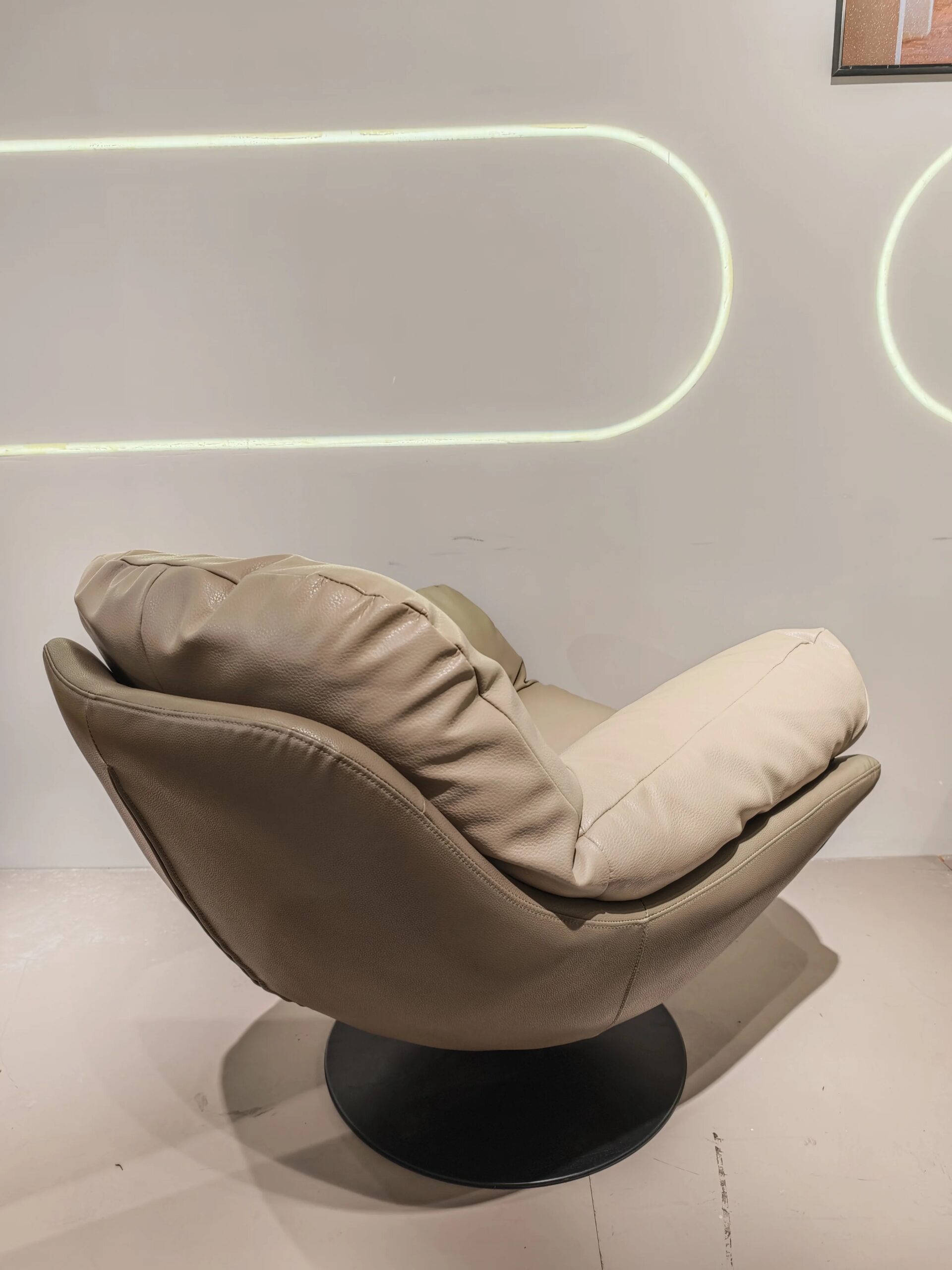 Nordic-Modern-Style-Genuine-Leather-Soft-Single